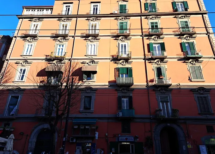 Interno 13, Nel Cuore Di Napoli